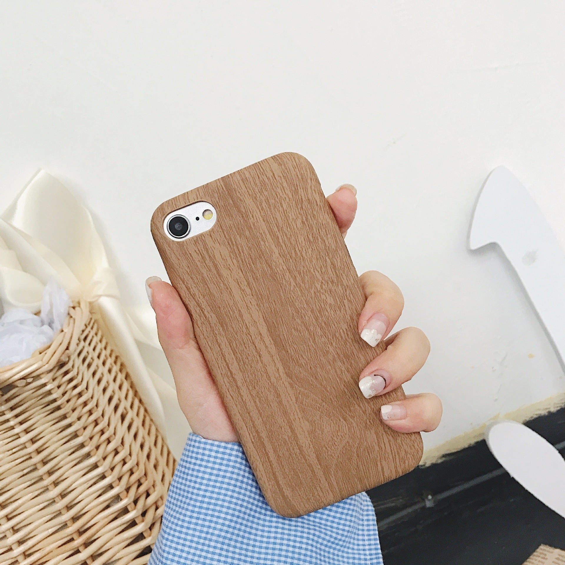 Wooden handset case with ultra-thin wood-grain soft leather cover and wood-grain handset cover Wooden handset case with ultra-thin wood-grain soft leather cover and wood-grain handset cover